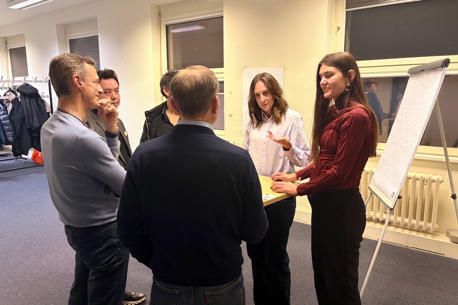 AI-Salon: The Last CEO