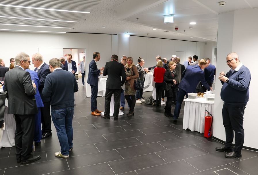 LG Baustoff-, Eisen- und Holzhandel Mitgliederehrung 2024 und Fachvortrag