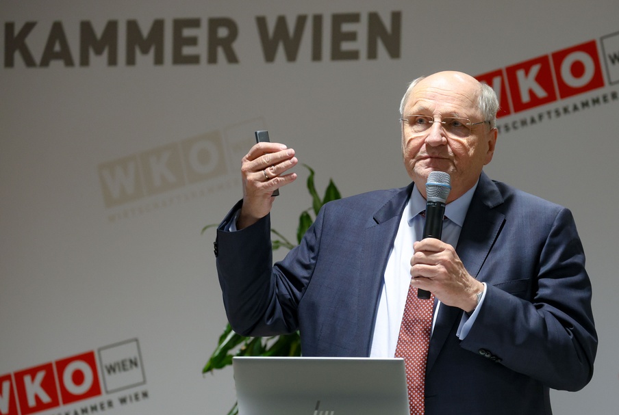 LG Baustoff-, Eisen- und Holzhandel Mitgliederehrung 2024 und Fachvortrag