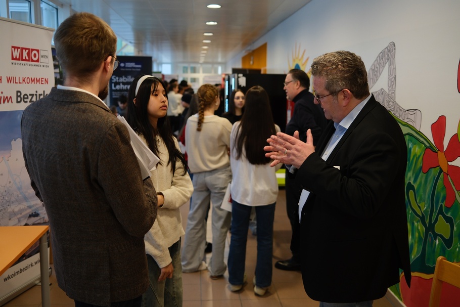 Karrieremesse an der Mittelschule Neubaugasse