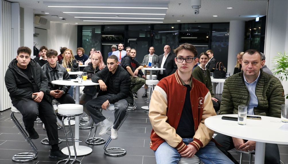 Lehrlingsehrung 2024 - Landesgremium des Baustoff-, Eisen- und Holzhandels