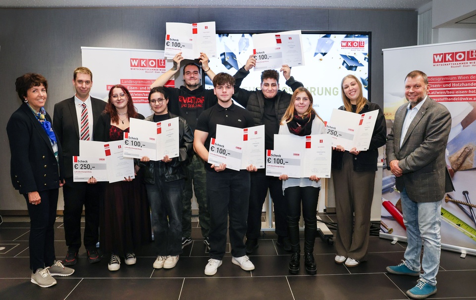 Lehrlingsehrung 2024 - Landesgremium des Baustoff-, Eisen- und Holzhandels