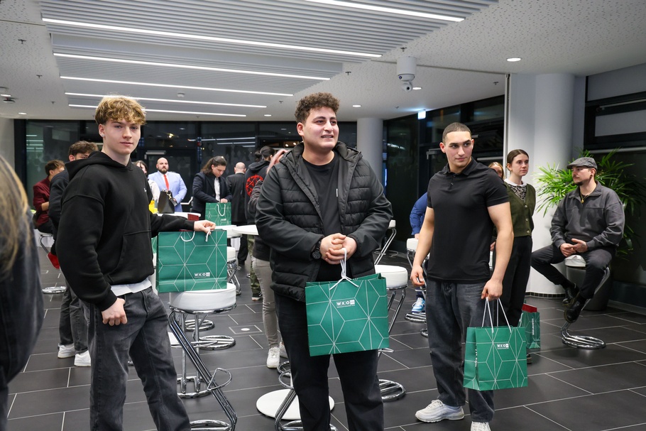 Lehrlingsehrung 2024 - Landesgremium des Baustoff-, Eisen- und Holzhandels