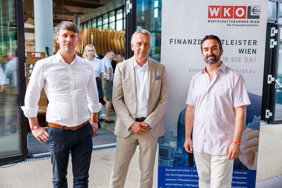 Impressionen und Teilnehmer des Sommerfestes der Fachgruppe Finanzdienstleister Wien 2024 