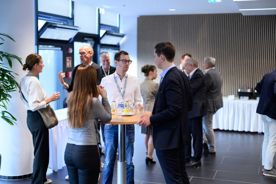 Teilnehmer der FMA-Tour 2026 in Wien