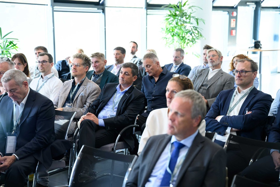 Teilnehmer der FMA-Tour 2026 in Wien