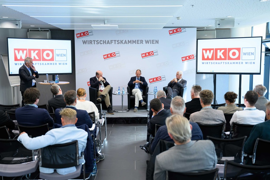 Teilnehmer der FMA-Tour 2026 in Wien