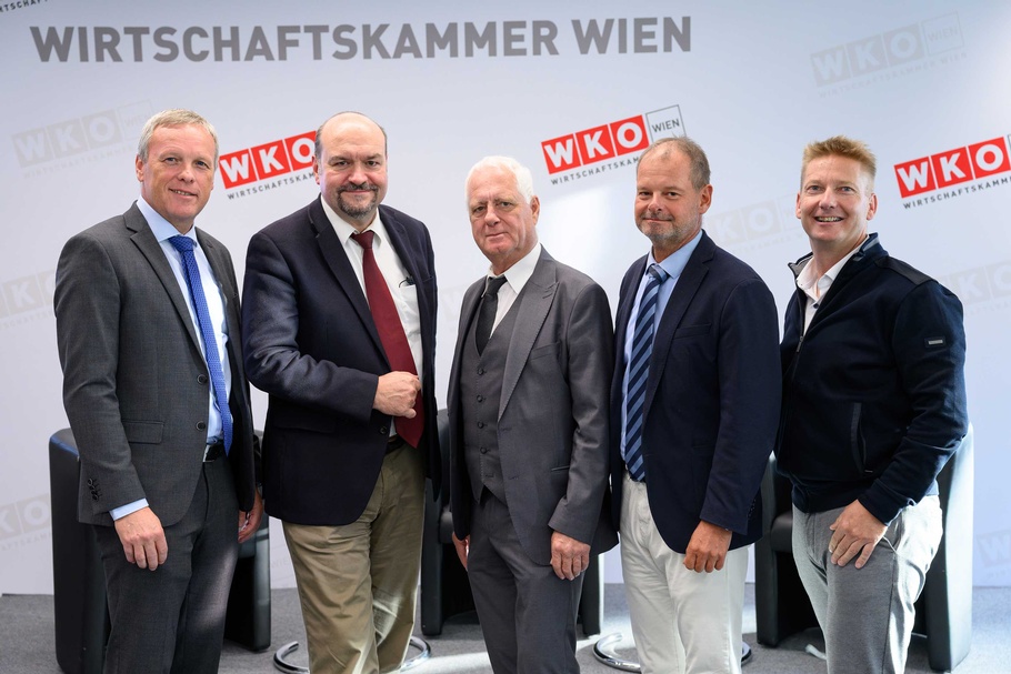 Teilnehmer der FMA-Tour 2026 in Wien