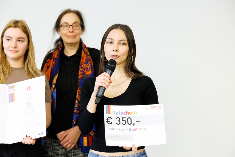 Grau raus – bunt rein 2025/26