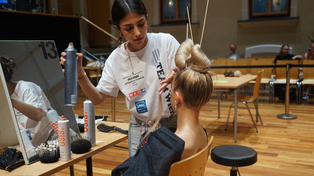 Bundesmeisterschaften der Friseurlehrlinge 