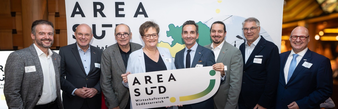 Gruppenfoto Bezirksobleute, Vizepräsidenten und andere Spitzenfunktionäre