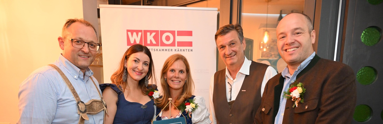 v.l. WKK-Direktor Meinrad Höfferer, Brigitte Truppe-Bürger (Vorstandsmitglied Verein Weltkärntner), Kathrin Thum (Geschäftsführerin Verein Weltkärntner, WKK-Präsident Jürgen Mandl und Georg Schnaubelt (Vorstandsmitglied Verein Weltkärntner) 