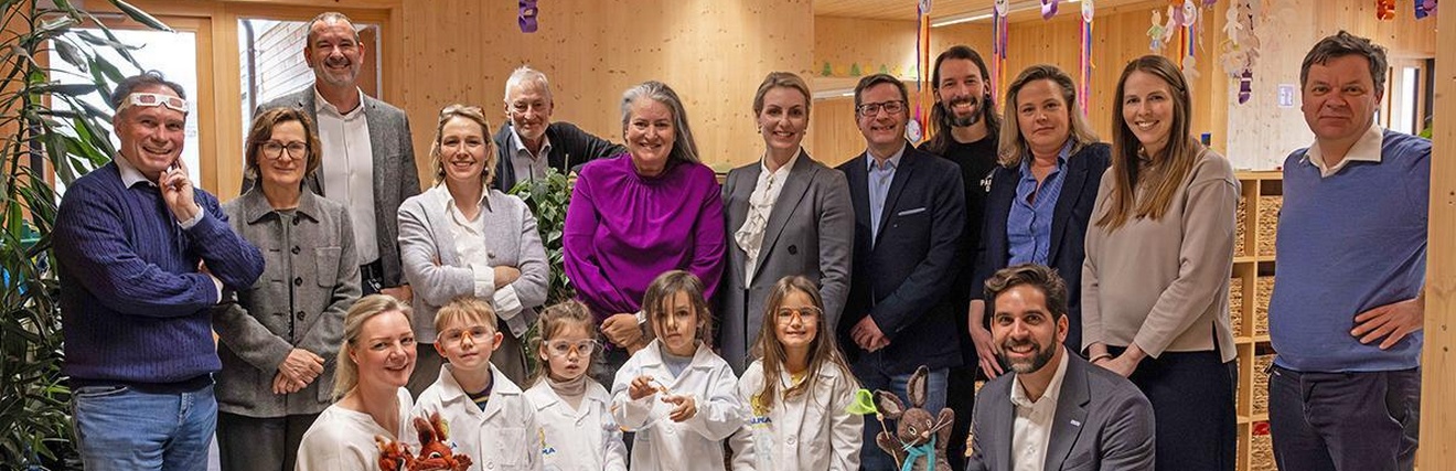 Spürnaseneckeneröffnung ALPLA