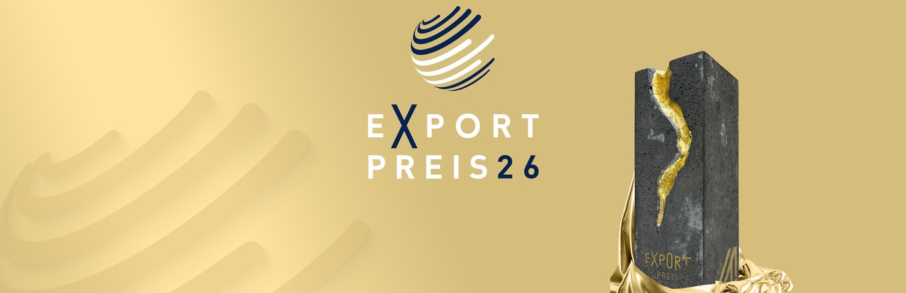 Trophäe und Schriftzug: Exportpreis 26