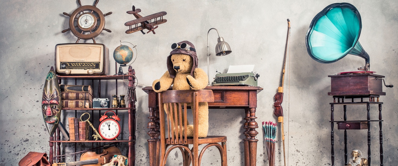 Verschiedene antiquarische Gegenstände