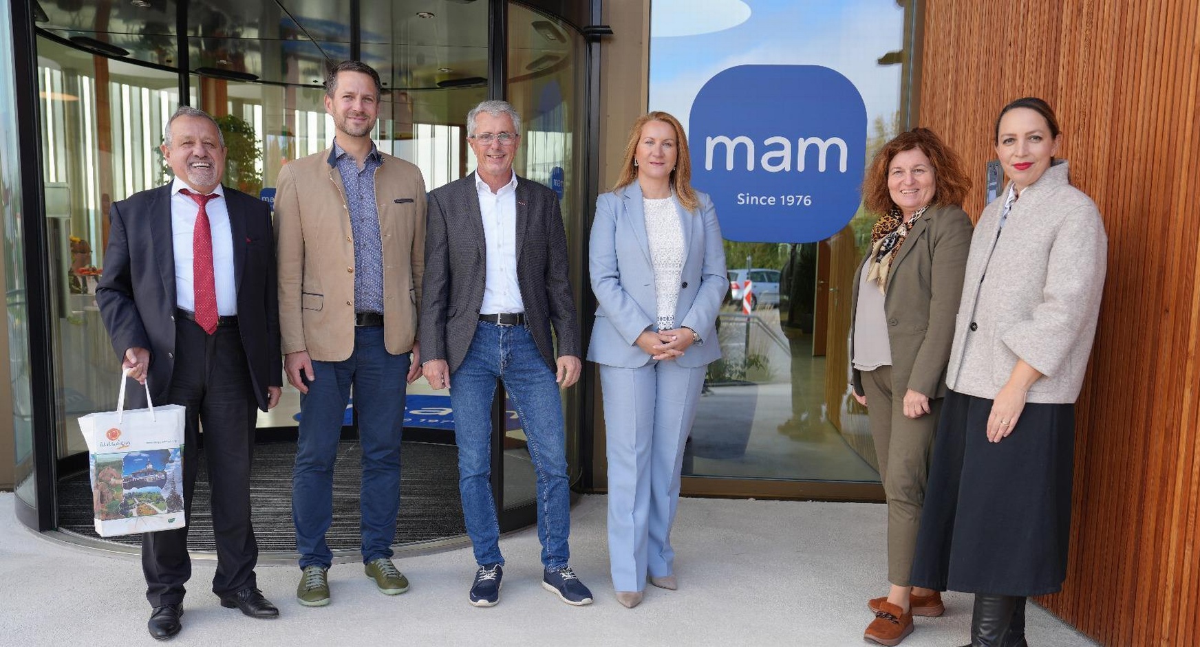 Der Handelsdelegierte Emilian Abadjiev, Peter Guttmann, Norbert Polatschek (beide MAM), Botschafterin Desislava Naydenova-Gospodinova, Doris Granabetter und Melanie Wagner-Deli (Außenwirtschaft Burgenland) (v. l.). 