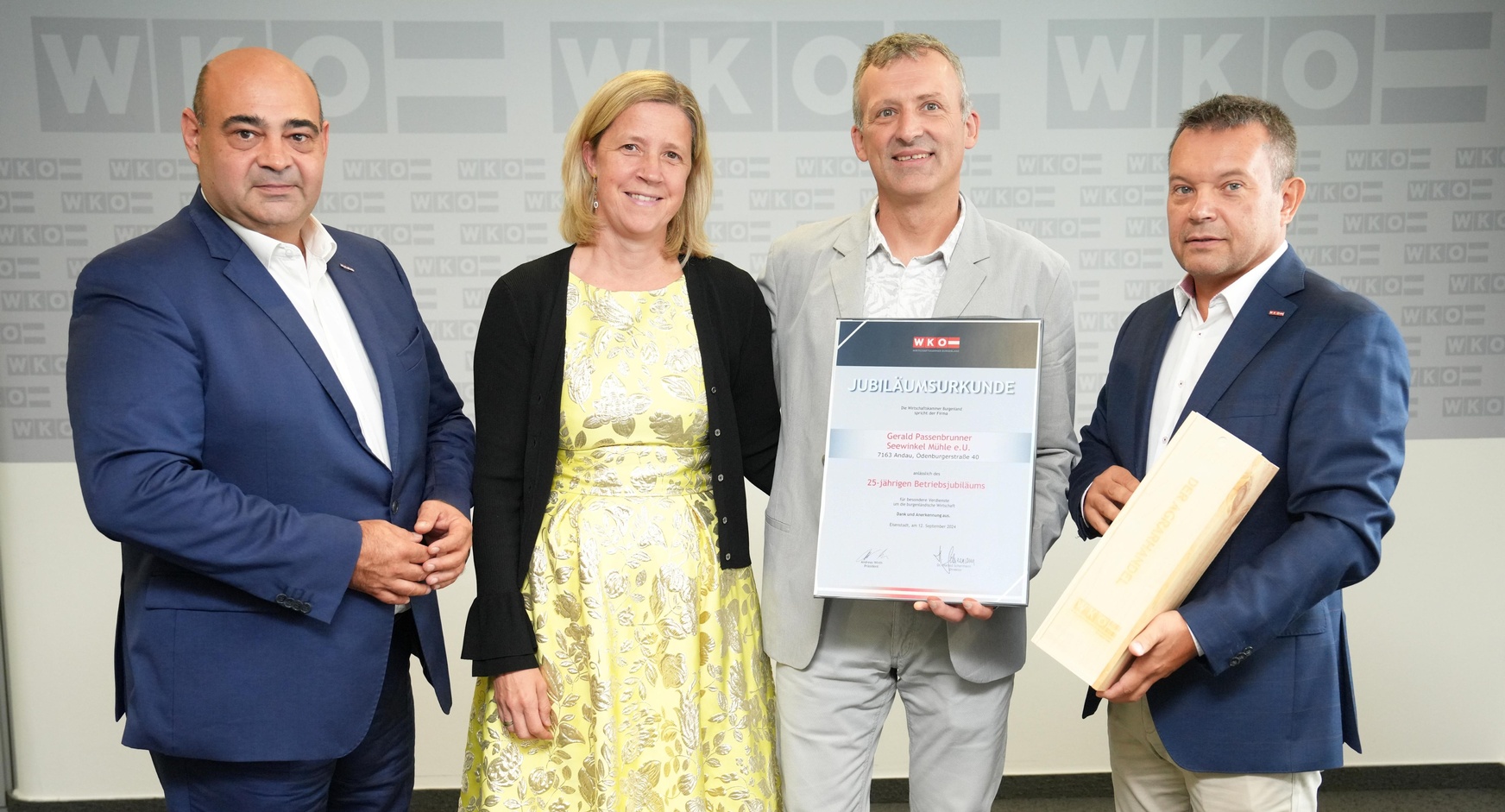 Hannes Mosonyi (Obmann des Landesgremiums des Agrarhandels), Karin und Gerald Passenbrunner (Innungsmeister der Müller) sowie Christian Schriefl (Fachgruppengeschäftsführer) (v. l.). 