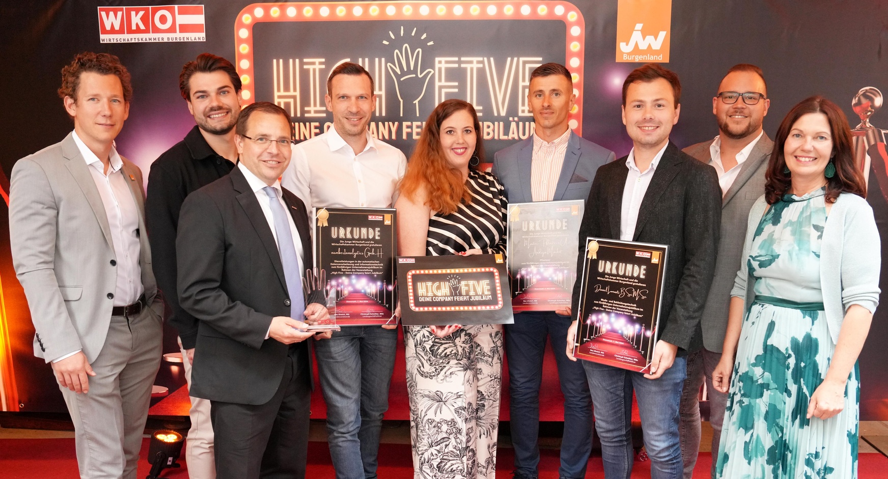 Bezirk Mattersburg: Junge Wirtschaft-Landesgeschäftsführer Christoph Schnitter, Junge Wirtschaft-Bezirksvorsitzender Alexander Eckhardt, Wirtschaftskammerpräsident Andreas Wirth, Leo Höppel (Dienstleistungen in der automatischen Datenverarbeitung und Informationstechnik, Mattersburg), Junge Wirtschaft-Landesvorsitzende Bea Ulreich, Andrija Markic (Pflasterer, Hirm), Daniel Lomosits (Mode- und Bekleidungstechnik, Draßburg), Lukas Giefing und WK-Regionalstellenobfrau Melanie Eckhardt (v. l.). 