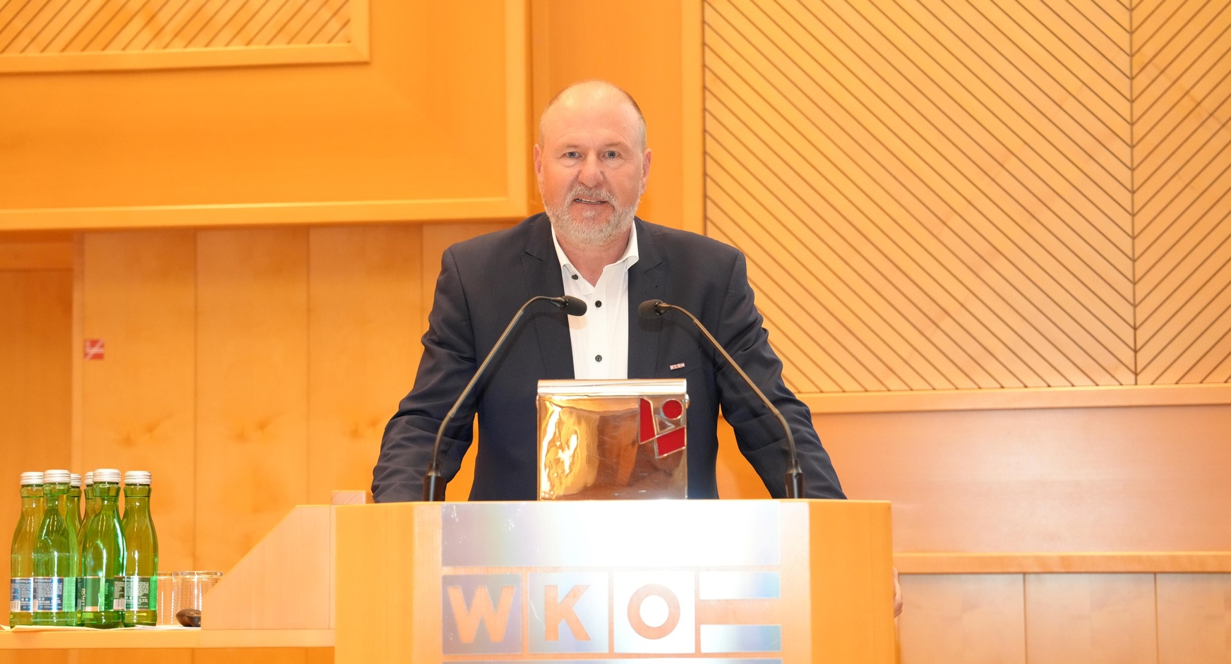 KommR Anton Putz, Landesinnungsmeister der Bauhilfsgewerbe und stellvertretender Obmann der Sparte Gewerbe und Handwerk.