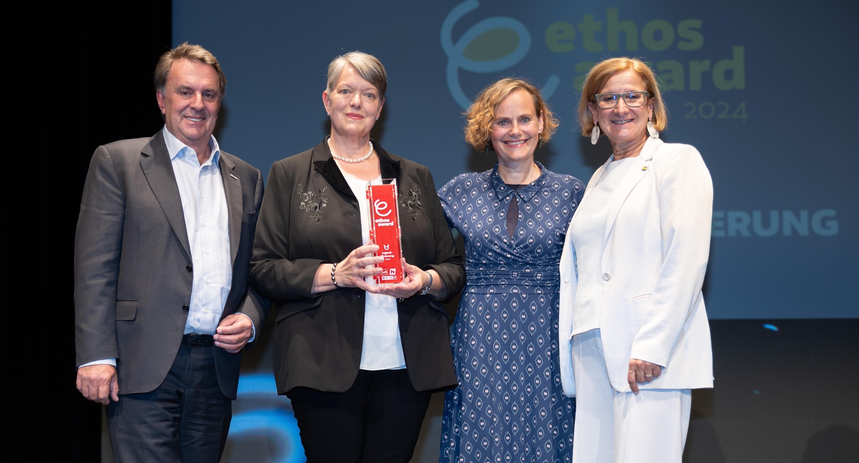 Gruppenfoto Preisverleihung