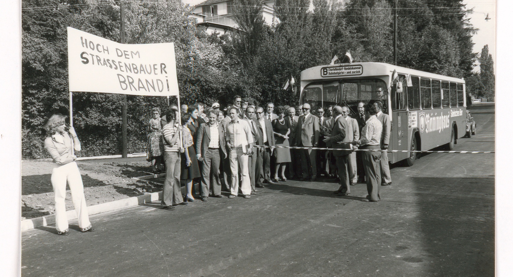 Demonstranten vor der WKO Steiermark