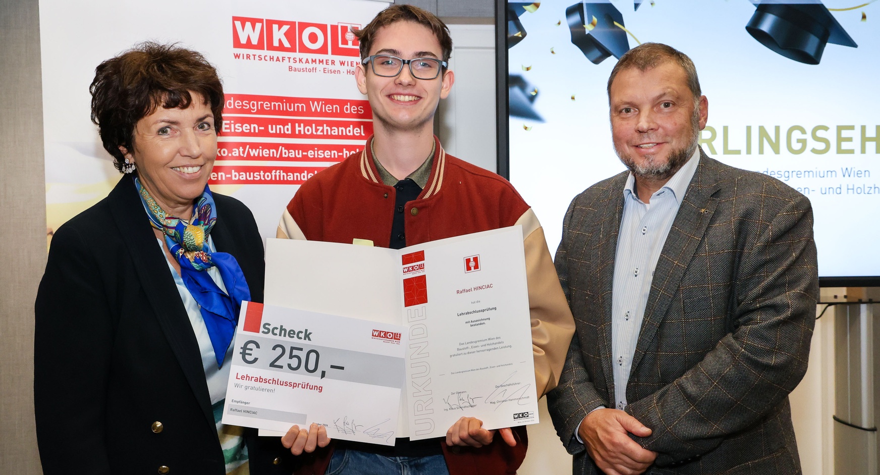 Lehrlingsehrung 2024 - Landesgremium des Baustoff-, Eisen- und Holzhandels