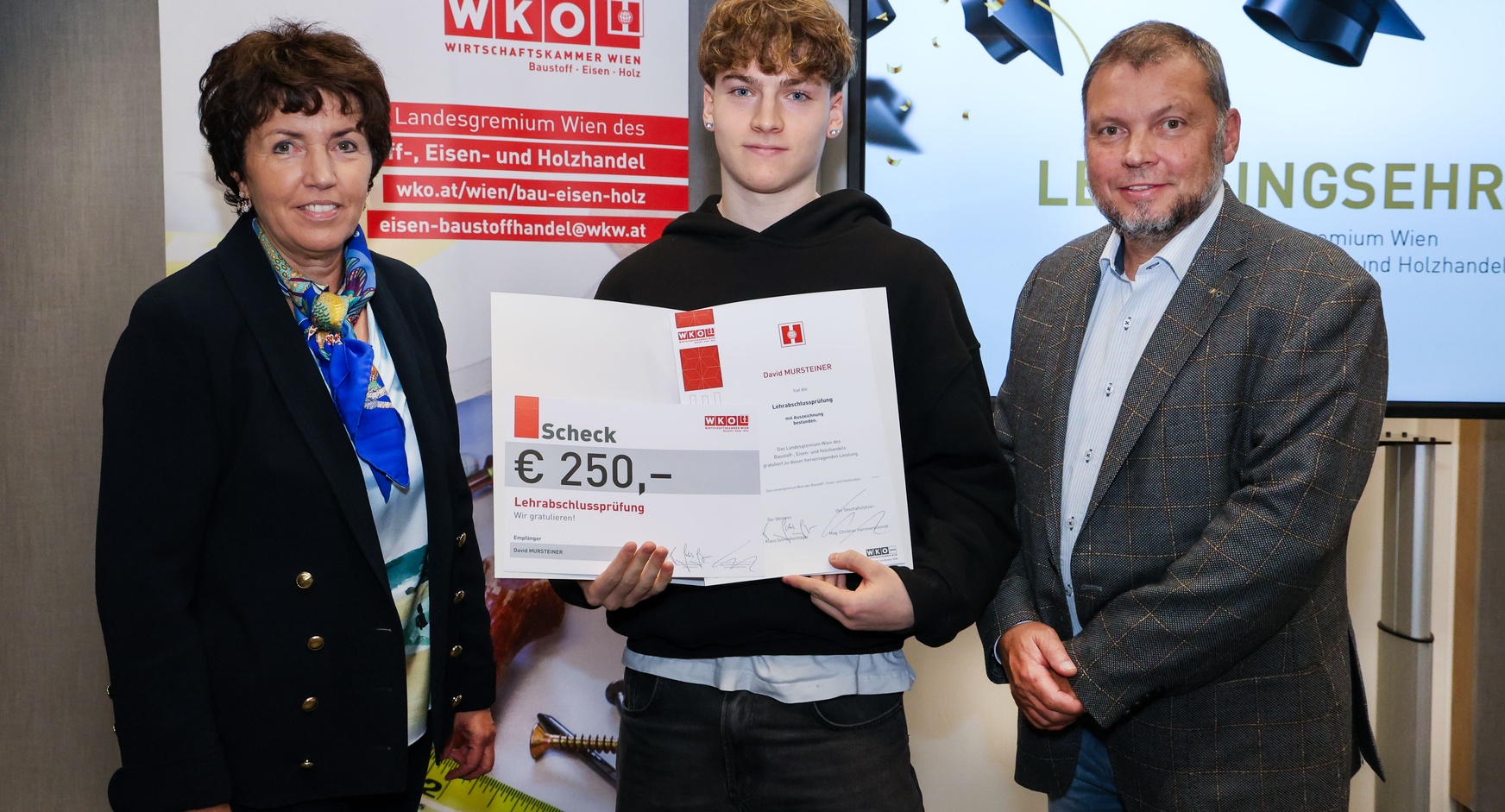 Lehrlingsehrung 2024 - Landesgremium des Baustoff-, Eisen- und Holzhandels