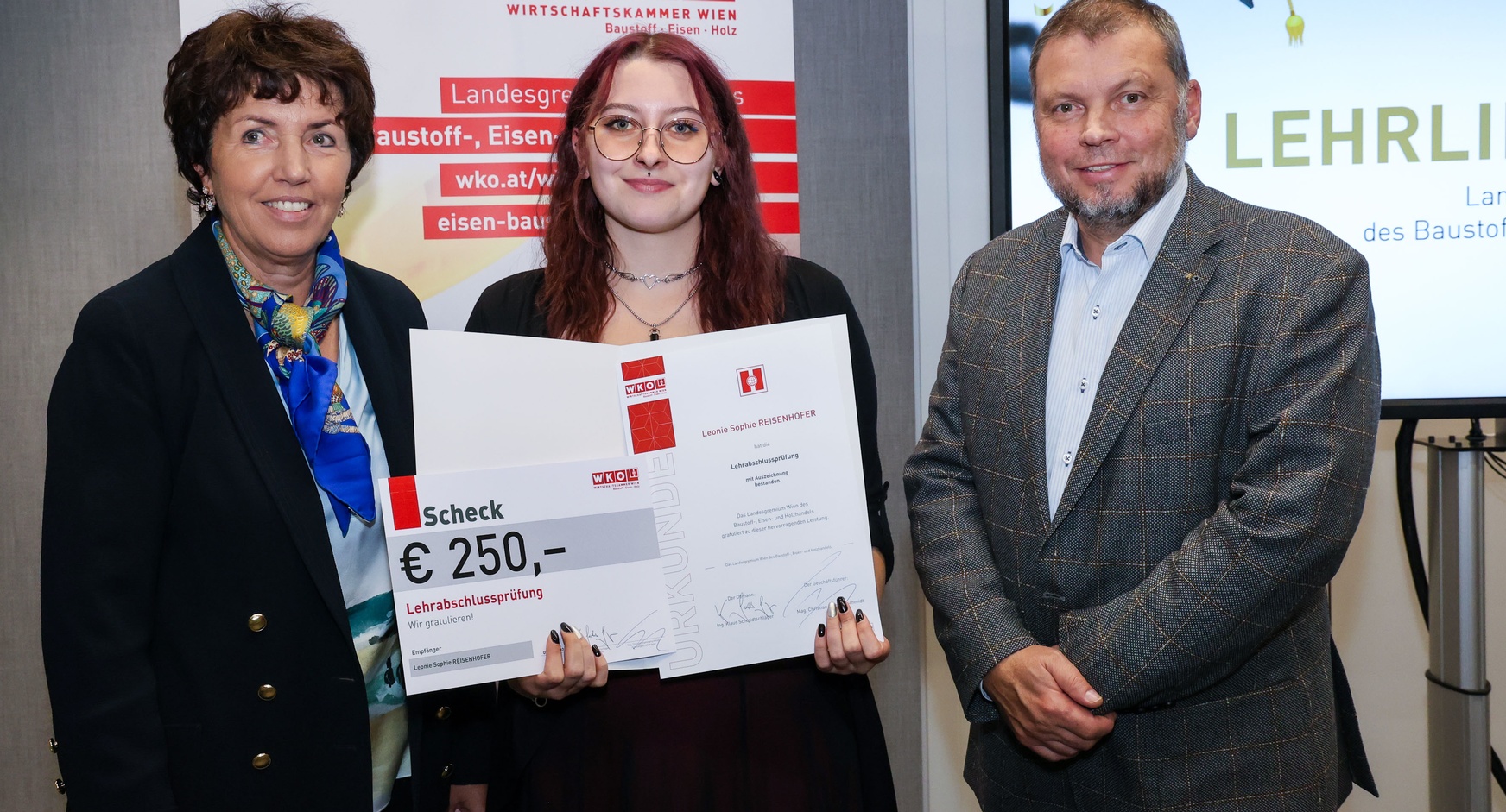 Lehrlingsehrung 2024 - Landesgremium des Baustoff-, Eisen- und Holzhandels