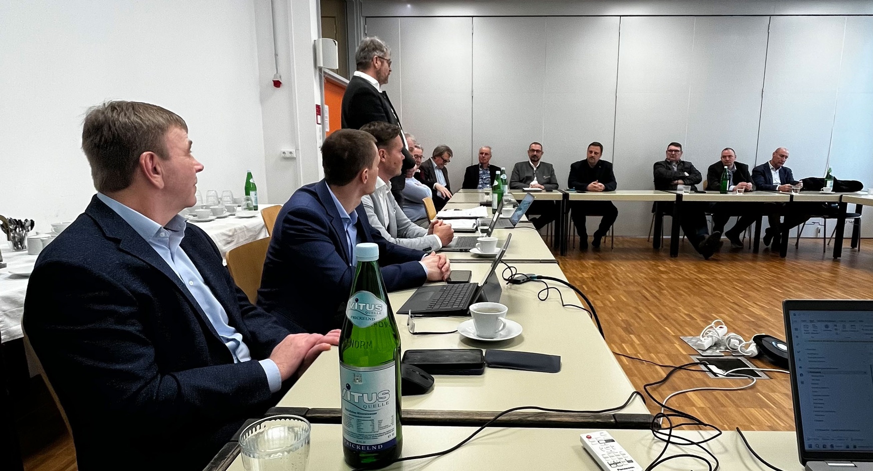 1. PV-Stammtisch - Gruppe