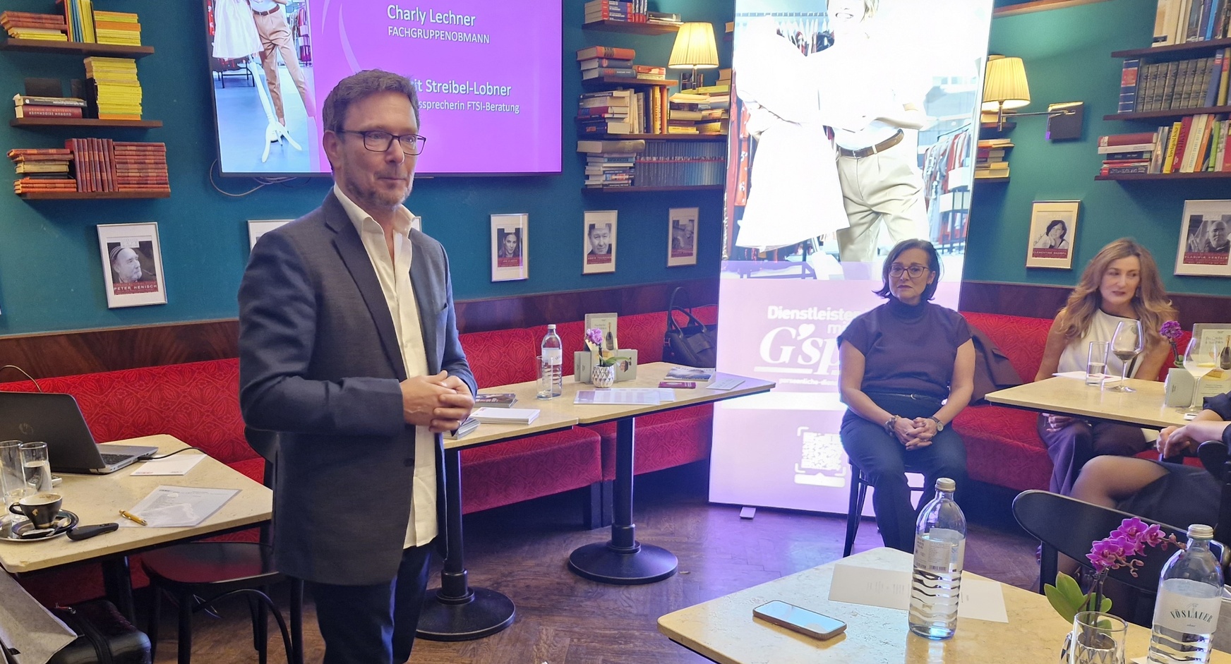 Rückblick: 1. Salon der Wiener Farb-, Typ-, Stil- & Imageberater:innen