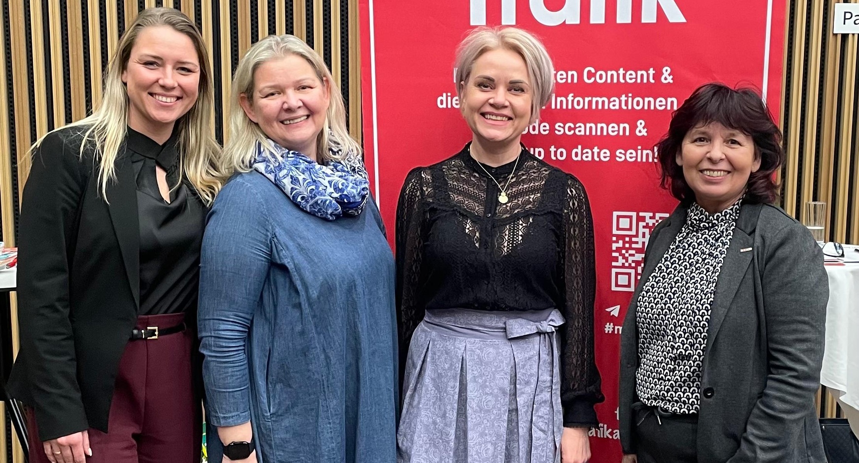 Eva-Maria Kalleitner und Sabine Recher (Österreichische Lotterien) mit Angelika Bauer (Obfrau der Tabaktrafikanten) und Martina Rauchbauer (Fachgruppengeschäftsführerin) (v. l.). 