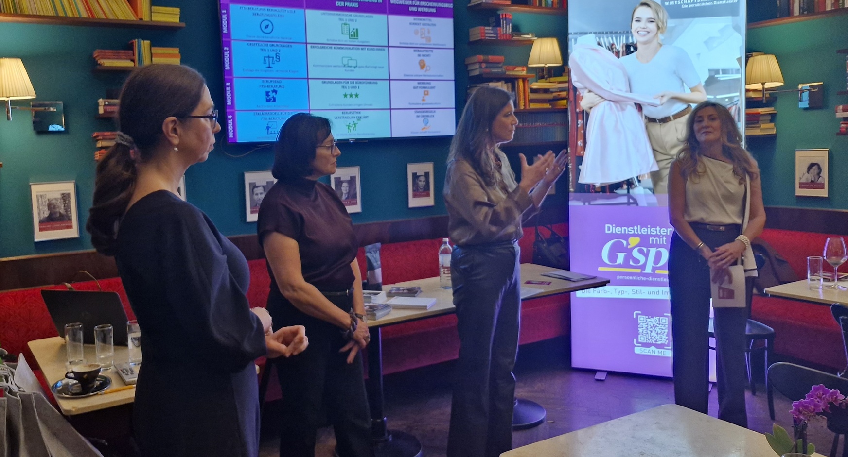 Rückblick: 1. Salon der Wiener Farb-, Typ-, Stil- & Imageberater:innen