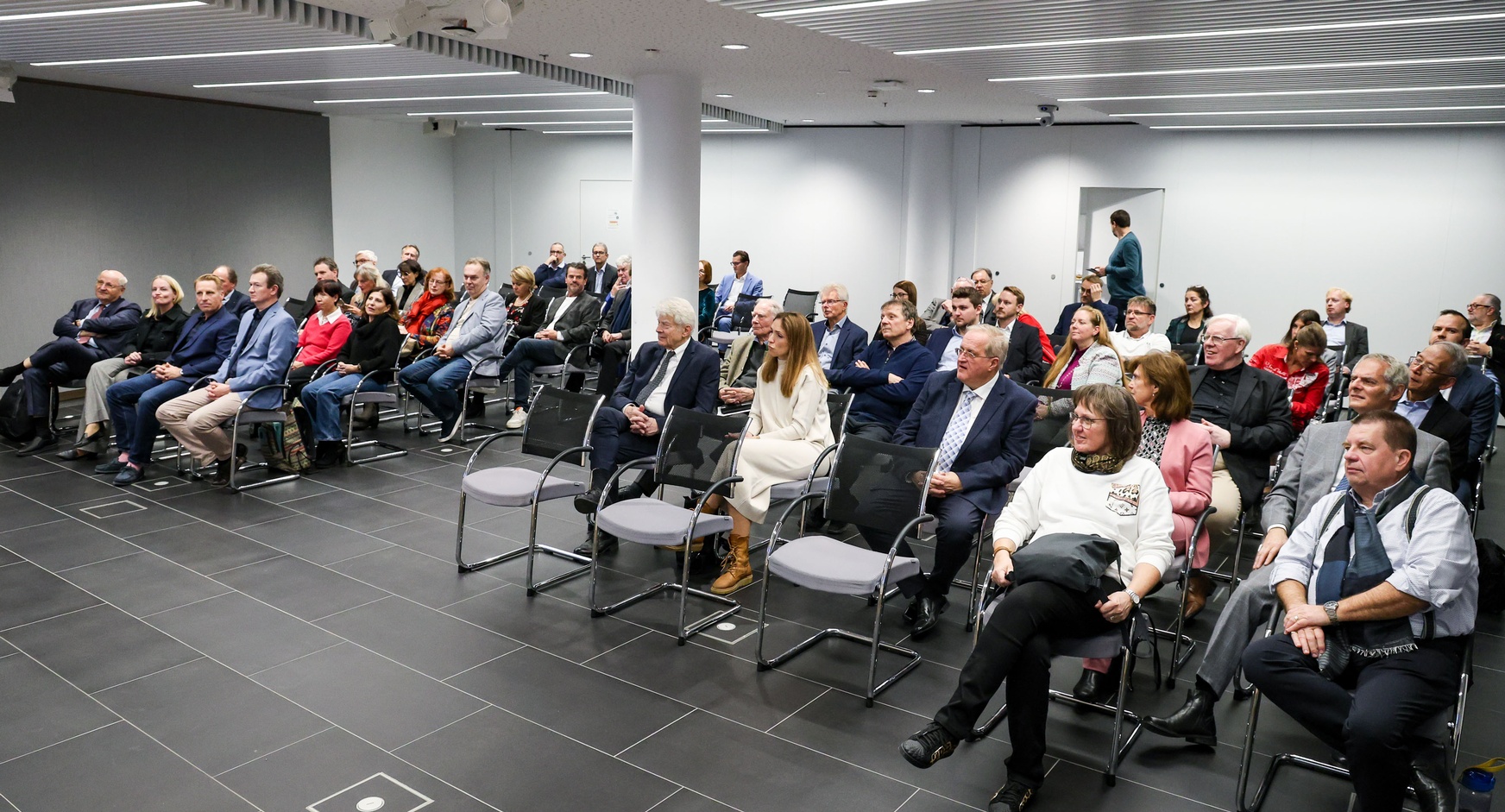 LG Baustoff-, Eisen- und Holzhandel Mitgliederehrung 2024 und Fachvortrag