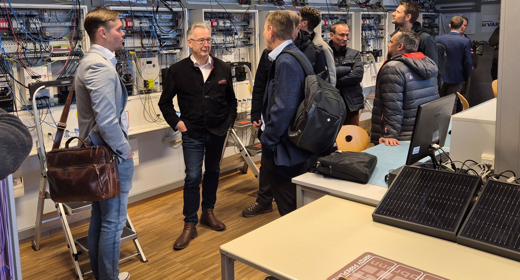 1. PV-Stammtisch - Gruppe