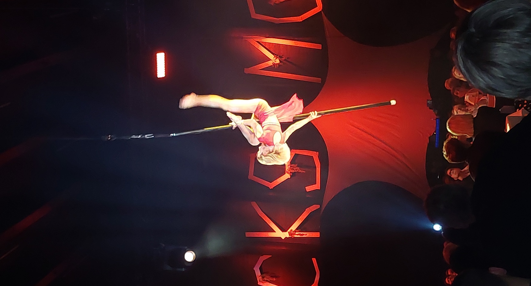 Go Backstage - Glücks Momente beim Varieté am Bodensee