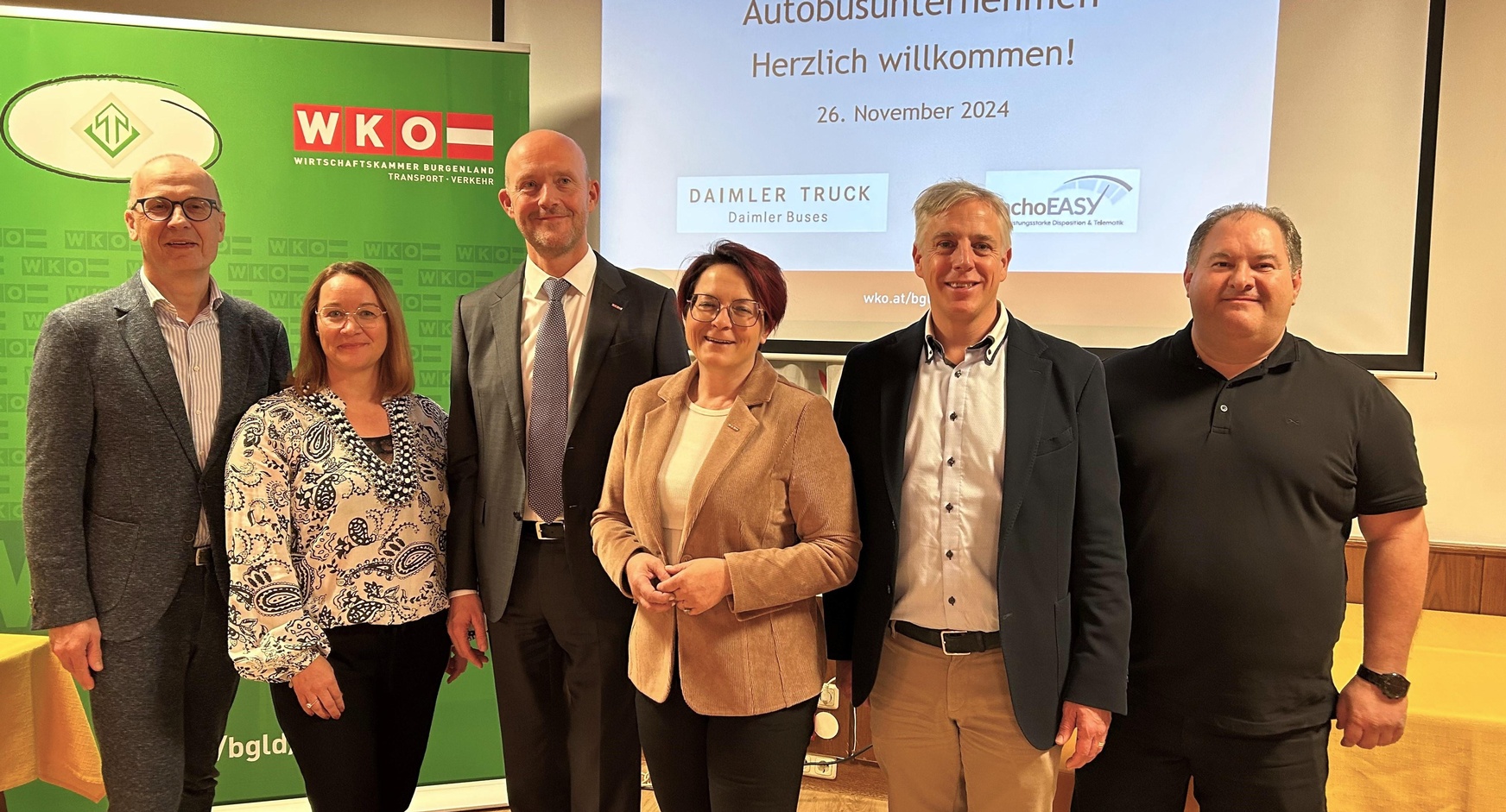 Paul Blachnik (Wirtschaftskammer Österreich), Spartenobmann-Stellvertreterin Silke Gruber, Fachgruppenobmann Martin Horvath, Regionalstellenobfrau Tanja Stöckl, Jürgen Föhr (Daimler-Buses) und Christian Culik (TachoEasy) (v. l.). 