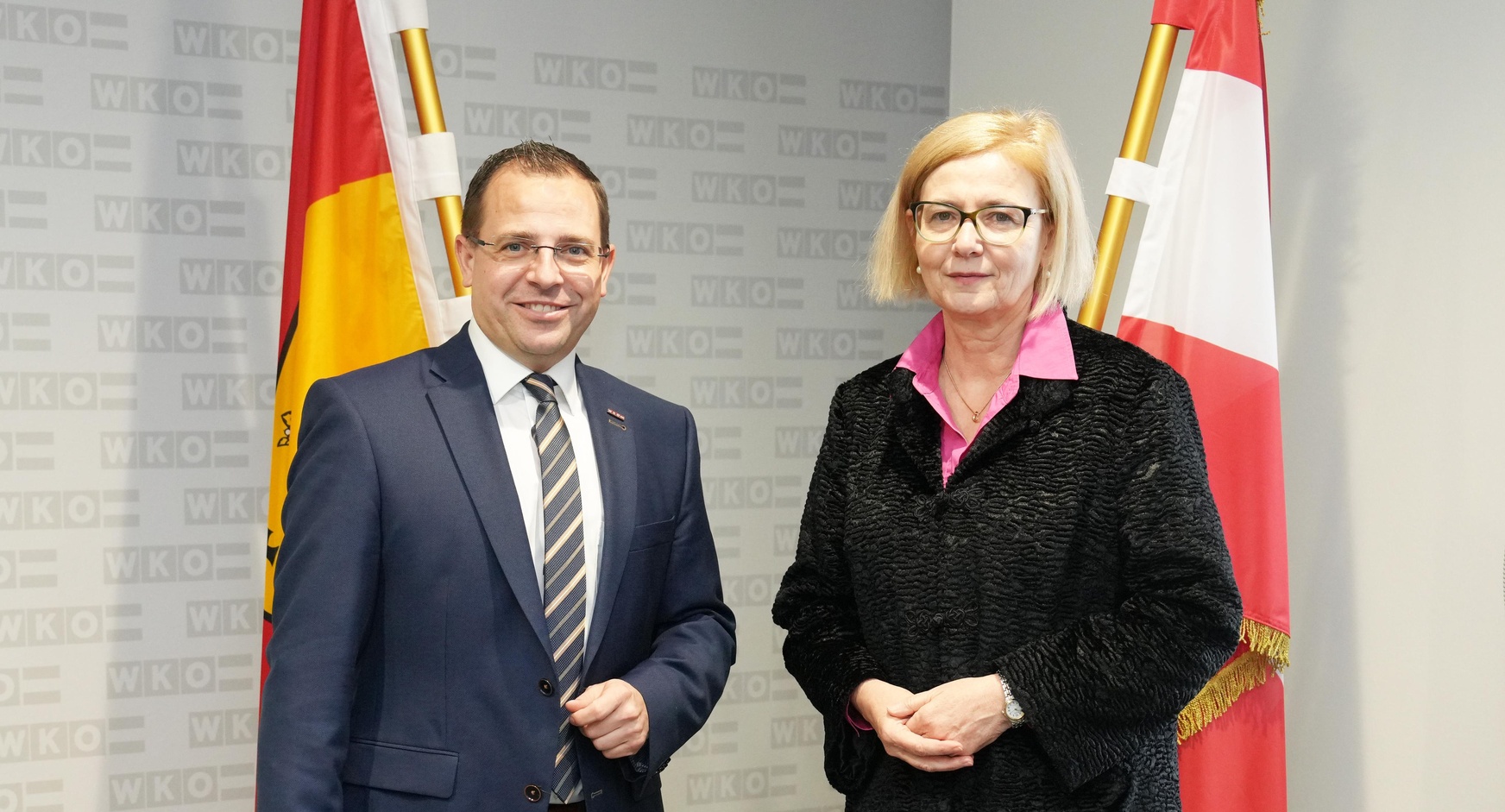 Wirtschaftskammerpräsident Andreas Wirth und die ungarische Botschafterin Edit Szilágyiné Bátorfi.