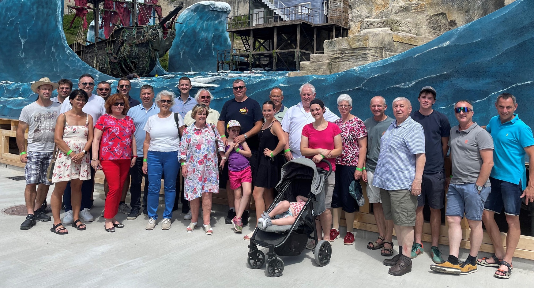 Programmhöhepunkt Besuch des Bühnenbaus im Römersteinbruch: Die Holzbauer aus ganz Österreich waren vom Bühnenbau für die Oper „Der fliegende Holländer“ im Römersteinbruch von St. Margarethen sehr begeistert.