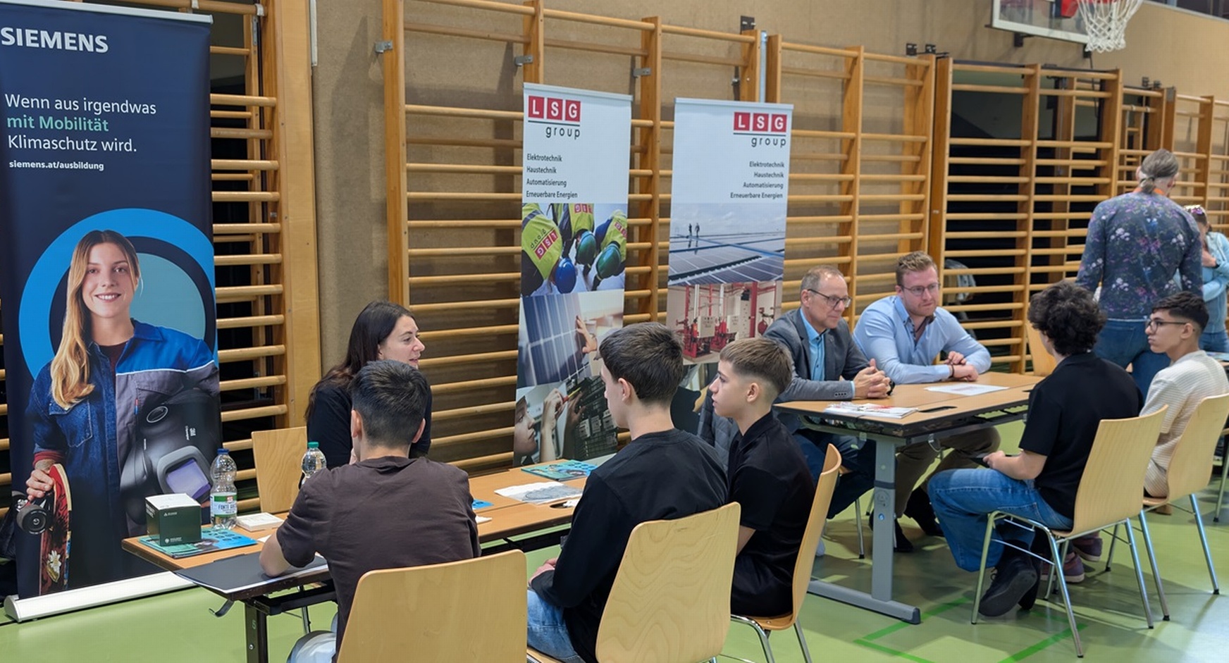 Lehrlings-Speed-Dating 2025 in Liesing