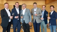 Obmann Landesgremium Weinhandel Alexander Fischer, Wein Burgenland-Obmann Herbert Oschep, Obmann Bundesgremium Agrarhandel KommR Gerhard Wohlmuth, Rudolf Schmid und Johannes Wagner vom BML sowie Gastgeber und Obmann Stv. Landesgremium Weinhandel Christoph Salzl (v. l.).