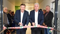 Direktor Harald Schermann und Innungsmeister KommR Bernhard Breser (v. l.) eröffneten das neue WIFI-Bauinnovationscenter in der Wirtschaftskammer in Eisenstadt.