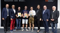 Gruppenbild der Sieger des Bundeslehrlingswettbewerbs 2023 im Beruf Land- und Baumaschinentechnik