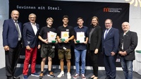 Gruppenbild der Sieger des Bundeslehrlingswettbewerbs 2023 im Beruf Metallbau und Blechtechnik
