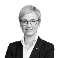 Mag.ª Doris Hummer - Präsidentin der Wirtschaftskammer Oberösterreich