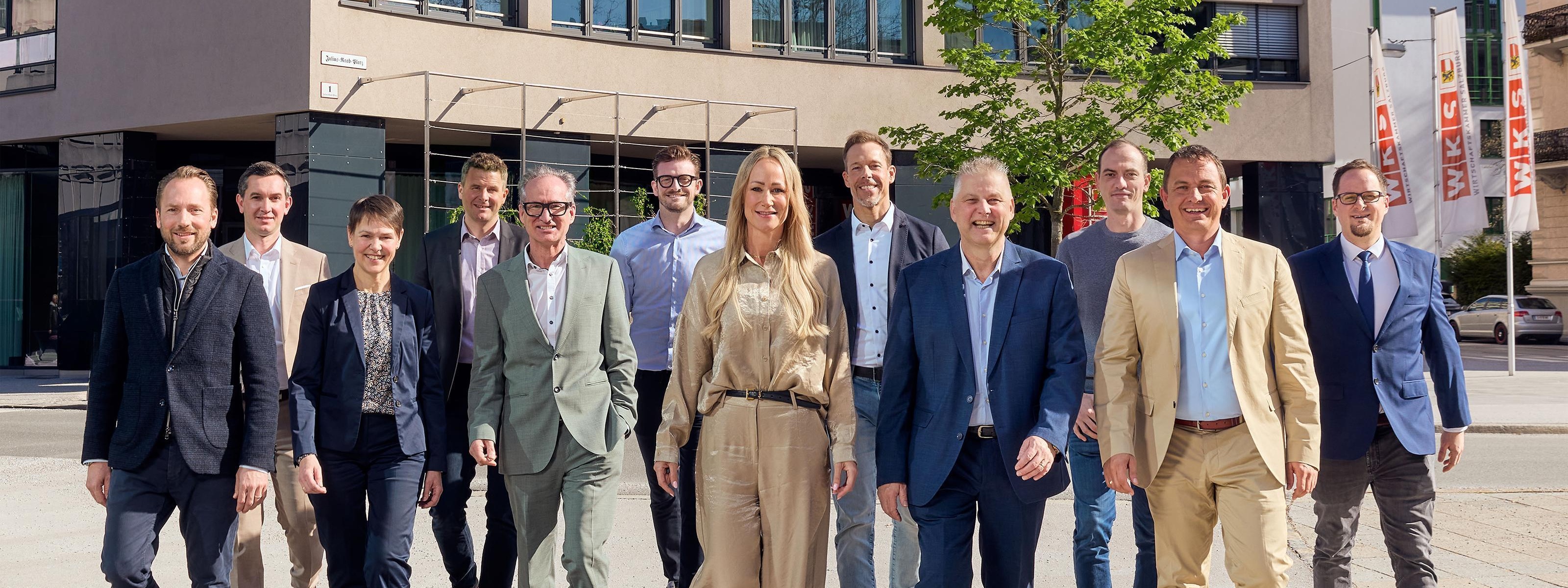 Ausschuss der Versicherungsagenten Salzburg vor der Wirtschaftskammer Salzburg