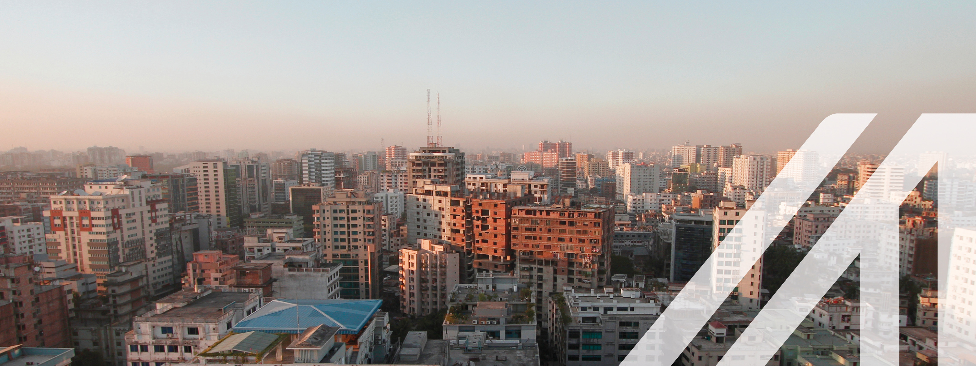 Panoramablick auf das Zentrum von Dhaka in Bangladesch<br />
