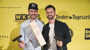 Preisträger Florian Kinigadner von Labwork (r.) gemeinsam mit Mario Schmaranzer von PlanWeise (l.). 