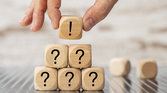 Würfel, Bausteine, Baustein, Holzbausteine, Holzbaustein, Holzwürfel, Frage, Fragen, fragen, nachfragen, Fragezeichen, Antwort, Antworten, antworten, beantworten, Rufzeichen, Rufezeichen, Ausrufzeichen, Ausrufezeichen, Rätsel, rätseln, sich fragen, FAQ, FAQs, faq, faqs, Faqs, Faq, häufige Fragen, frequently asked questions, frequently asked question, erkundigen, Erkundigung, Information, informieren, Info, Infos