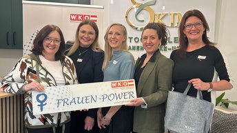 Im Artikelbild: Charlotte Jautz, Sophie Smoley, Andrea Nittnaus, Kimberly Strauby, Bianca Hartmann-Waba