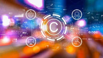 Copyright-Logo in der Bildmitte